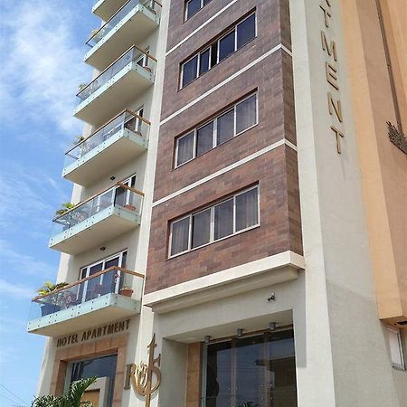 Roots Hotel Apartment Accra Exterior photo